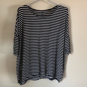 Black and white striped AEO T-shirt